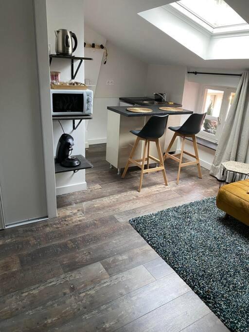 Studio Cocooning Et Refait A Neuf. Lyon 06 Exterior foto